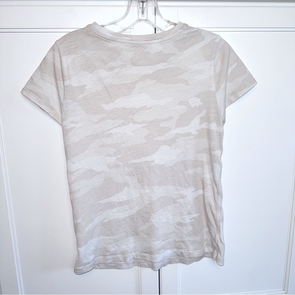 Athleta Organic Daily Camo Crew Tee Sea Salt SIZE S - Picture 8 of 9